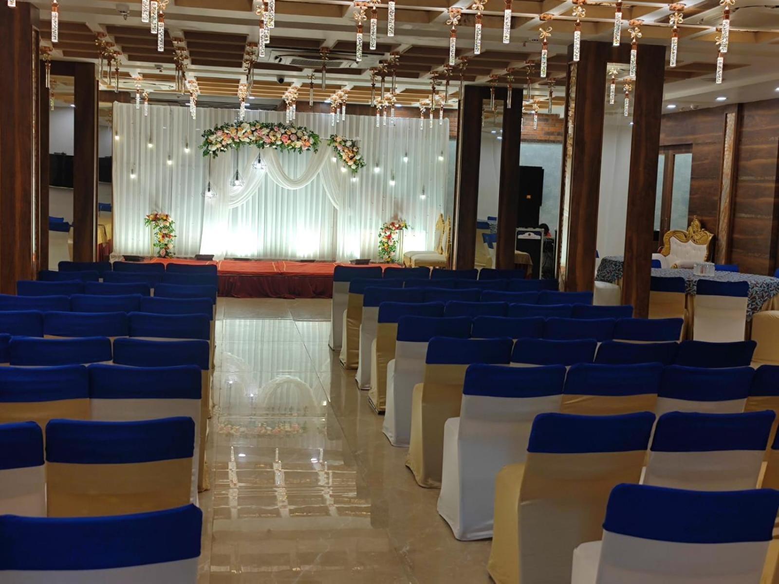 Prime Land Hotel Varanasi Luaran gambar